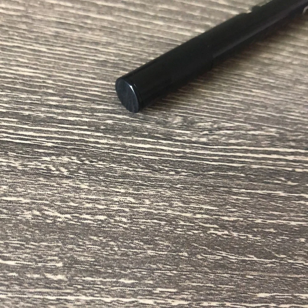 ❤️$12 NWT Pur On Point Eyeliner Black .4g / .014oz